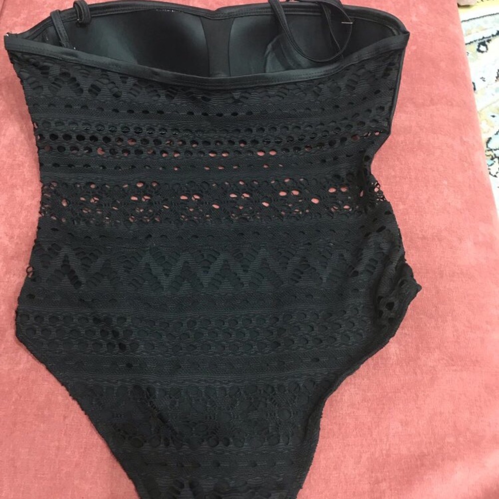 ❤️🛍Push-up Black Bathing Suit🛍❤️ - Picture 5 of 6